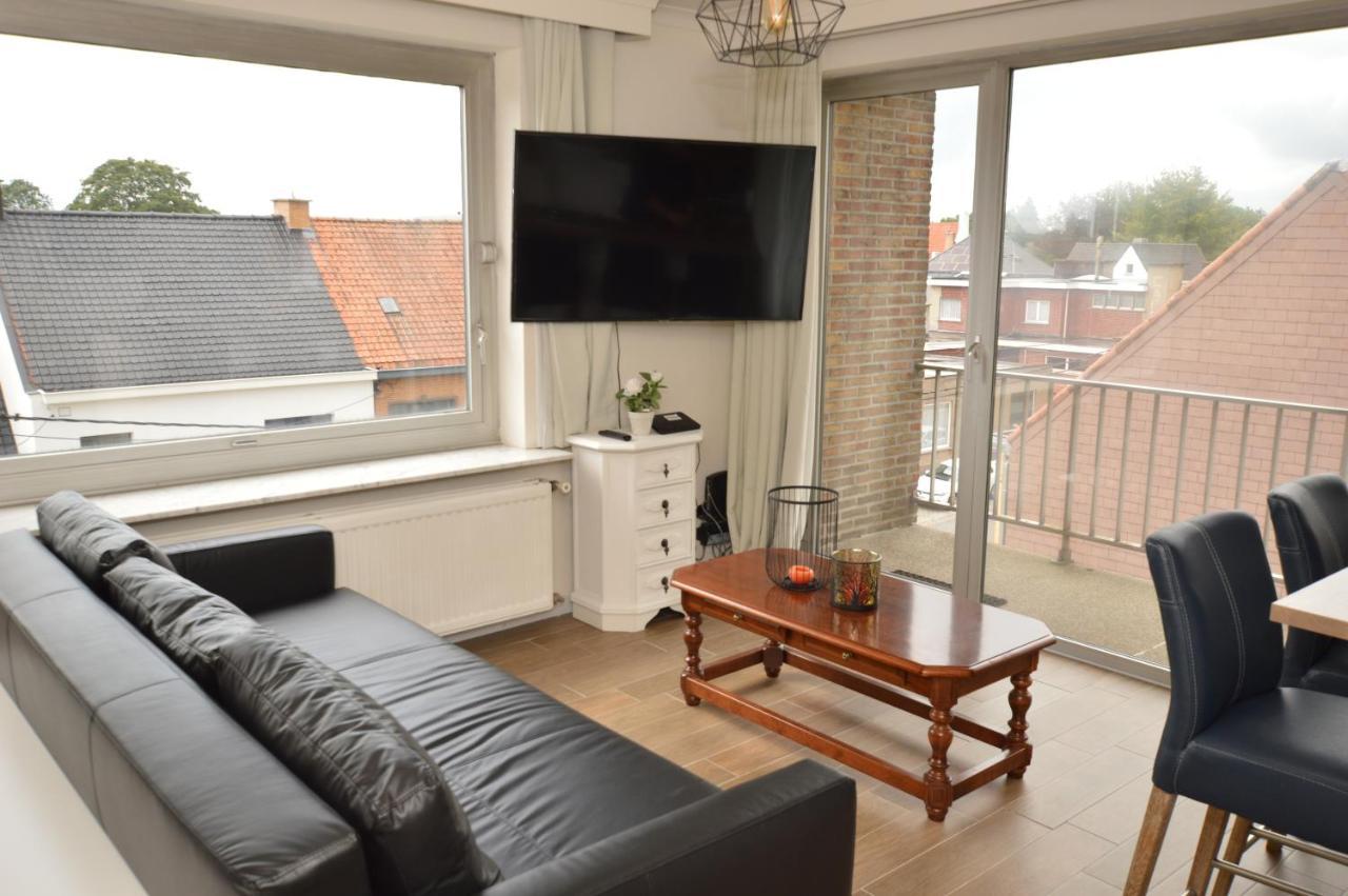 Modern And Private Studio With All Comfort! Appartamento Roeselare Esterno foto